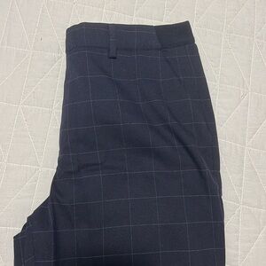 Uniqlo medium navy blue EZY ankle pants